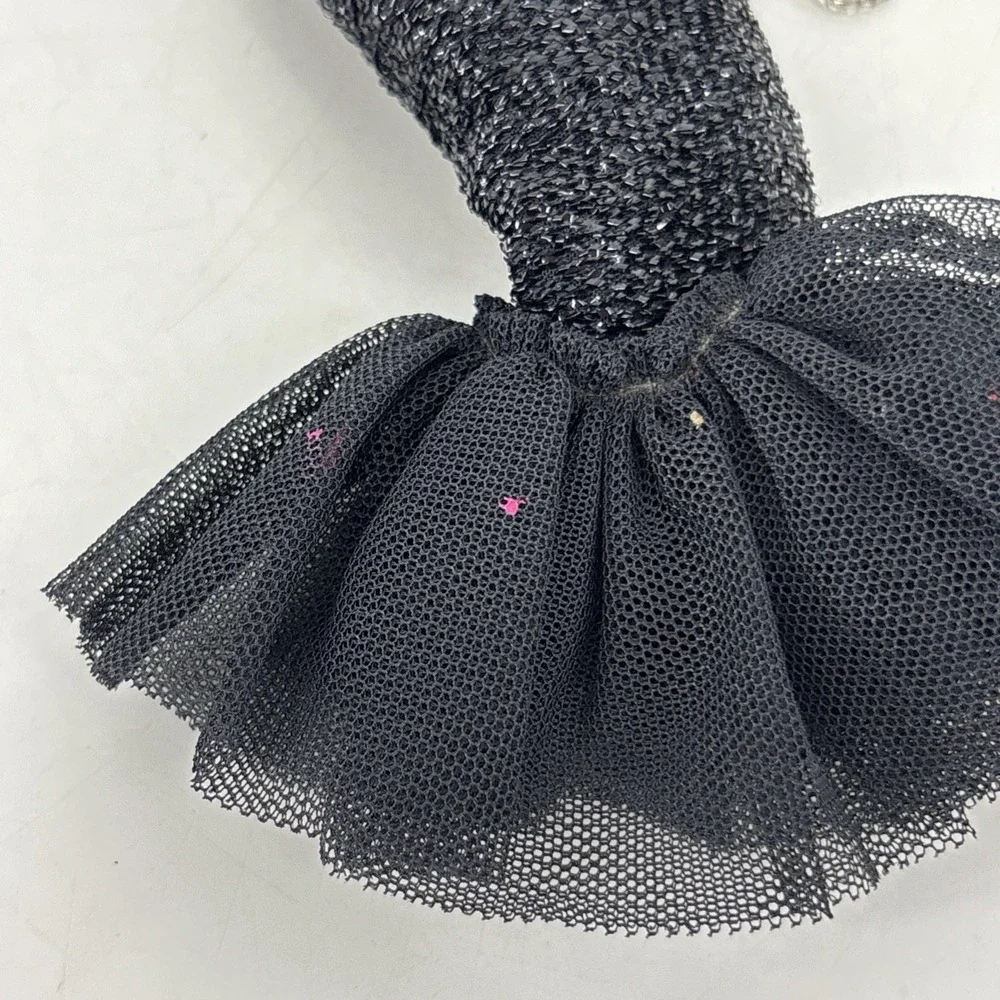 Vintage Barbie Solo In The Spotlight 60s Reproduction Dress, Necklace‎ & Gloves
